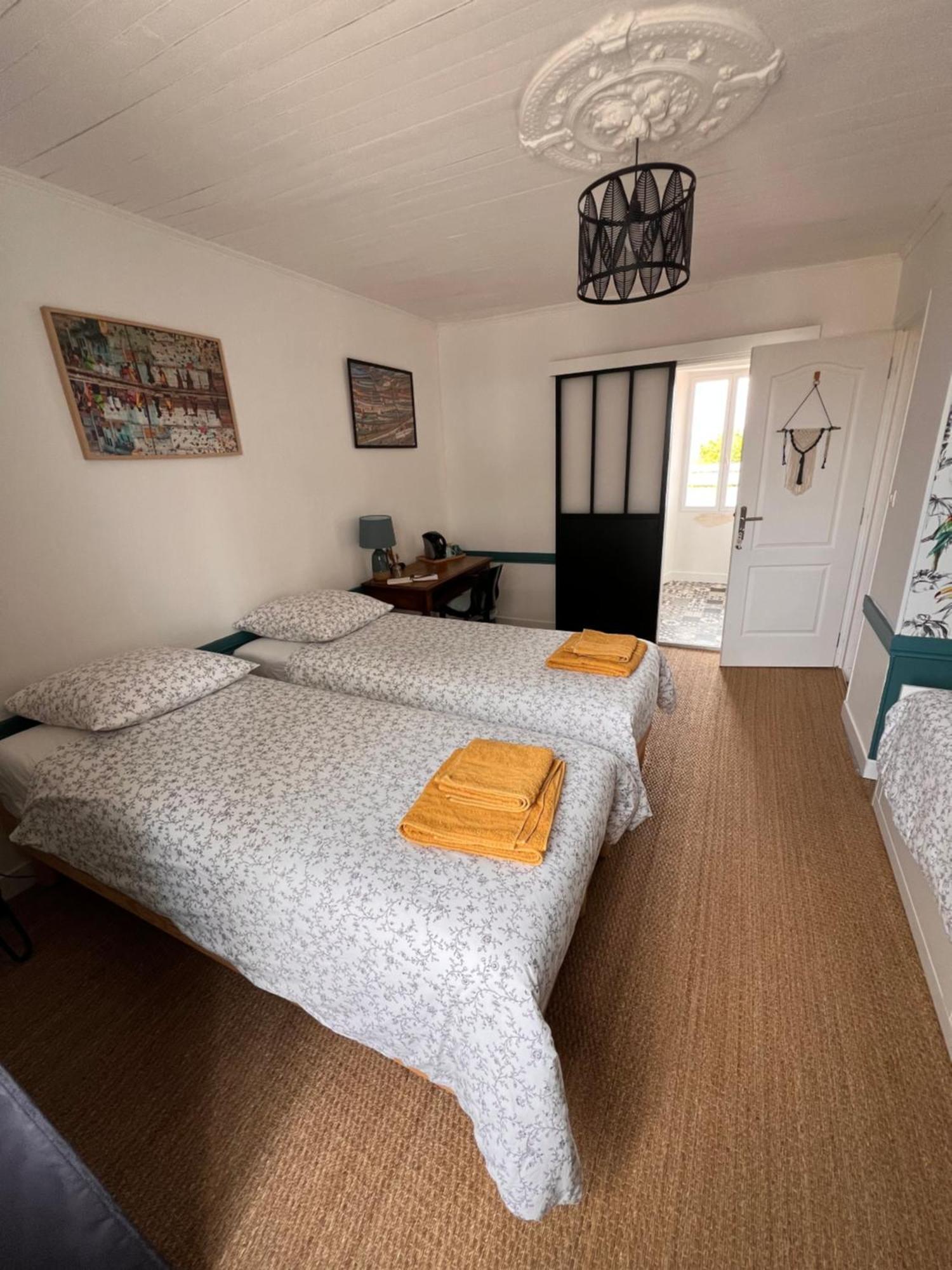 Bed and Breakfast Bien Et Toit Montredon  Екстер'єр фото