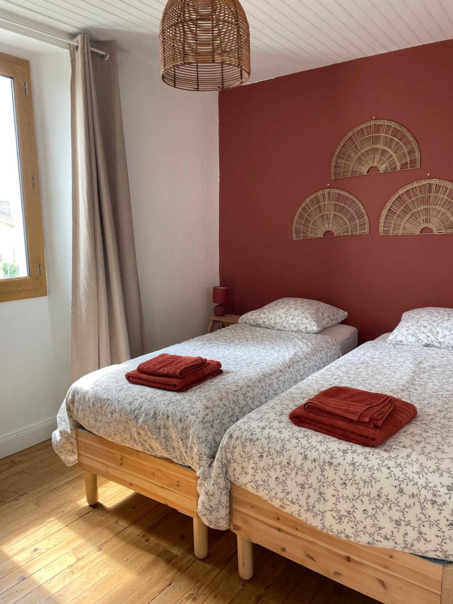 Bed and Breakfast Bien Et Toit Montredon  Екстер'єр фото
