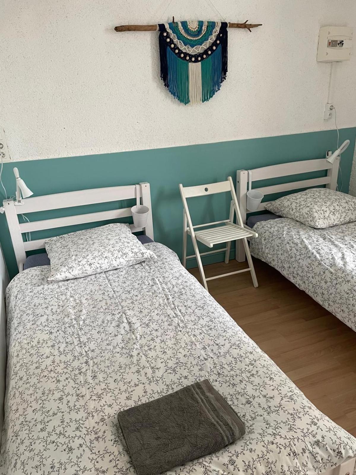 Bed and Breakfast Bien Et Toit Montredon  Екстер'єр фото